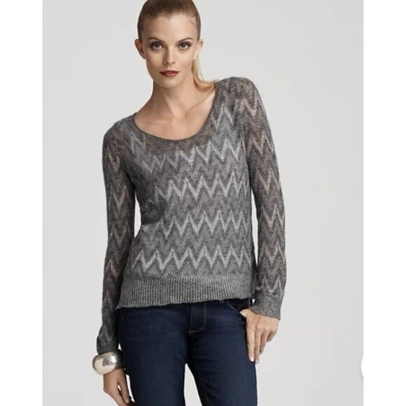 Theory Jivana Wenge Size M Sheer Baby Alpaca Wool Gray Sweater Luxury Staple - Picture 1 of 13